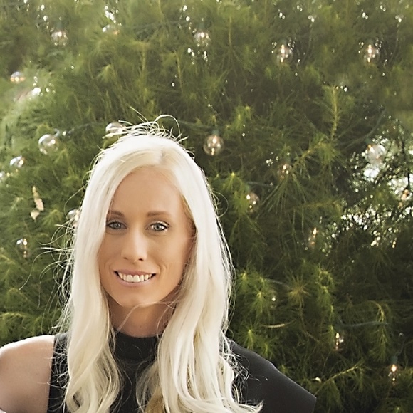 Meet your Posher, Rebecha - Picture 1 of 1